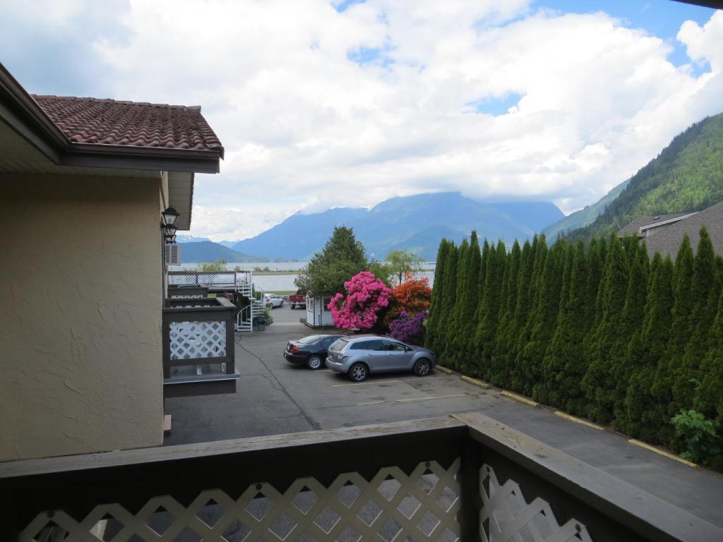 Harrison Village Motel Harrison Hot Springs Zimmer foto