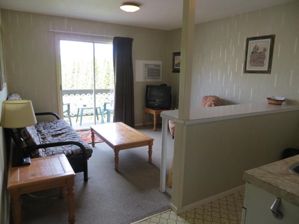 Harrison Village Motel Harrison Hot Springs Zimmer foto