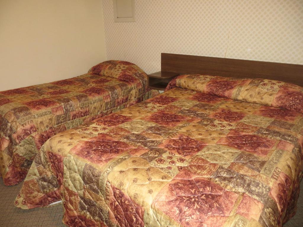 Harrison Village Motel Harrison Hot Springs Zimmer foto